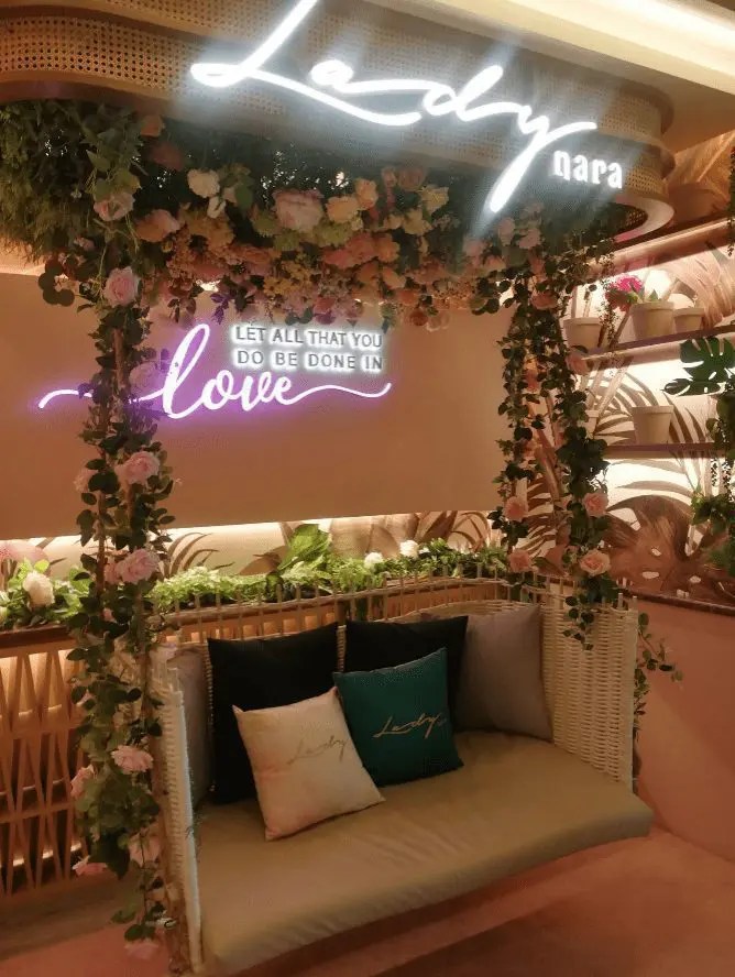 Lady Nara Cafe